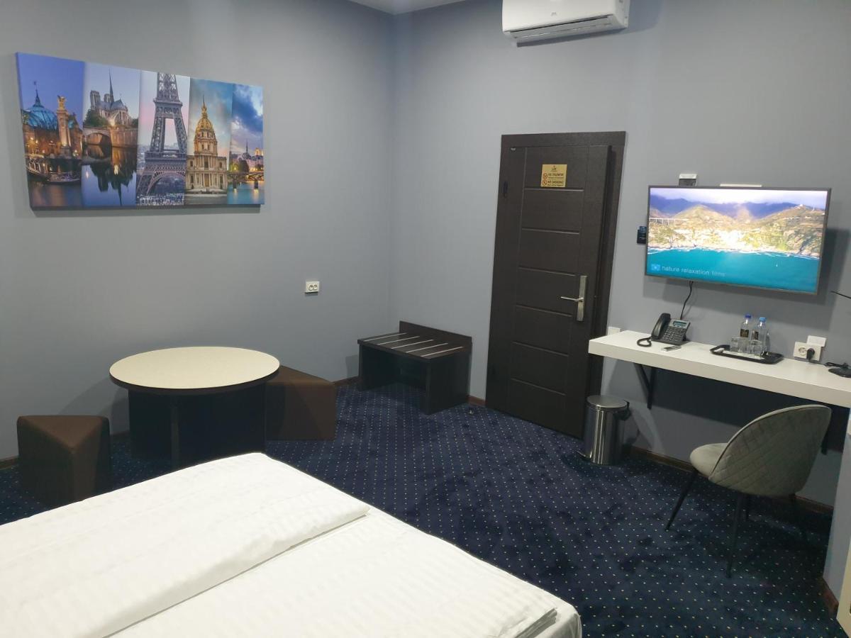 Lex Trend Hotel Irpień Zewnętrze zdjęcie