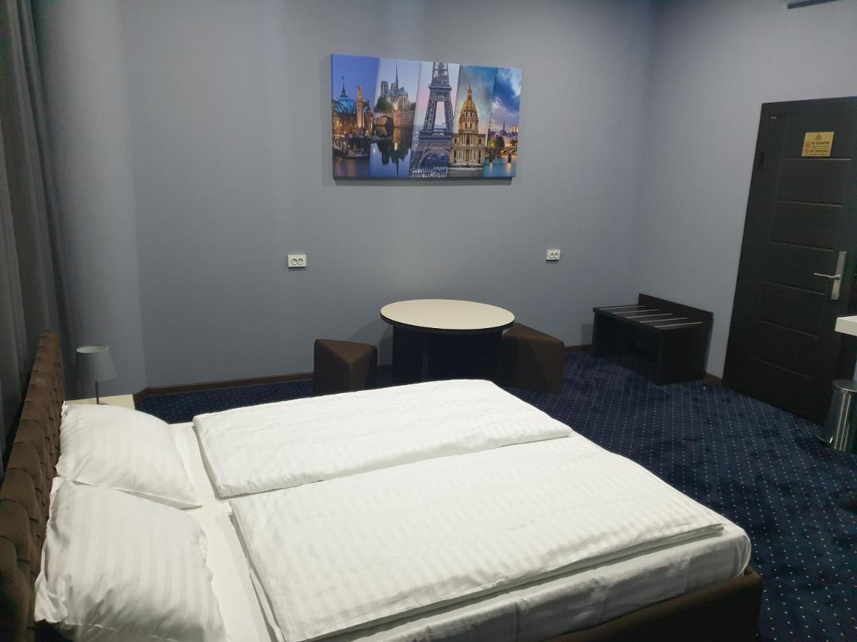 Lex Trend Hotel Irpień Zewnętrze zdjęcie