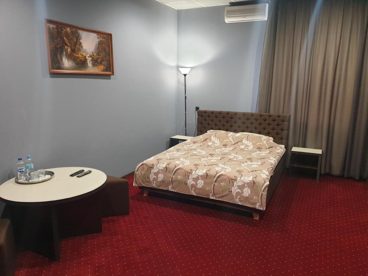 Lex Trend Hotel Irpień Zewnętrze zdjęcie