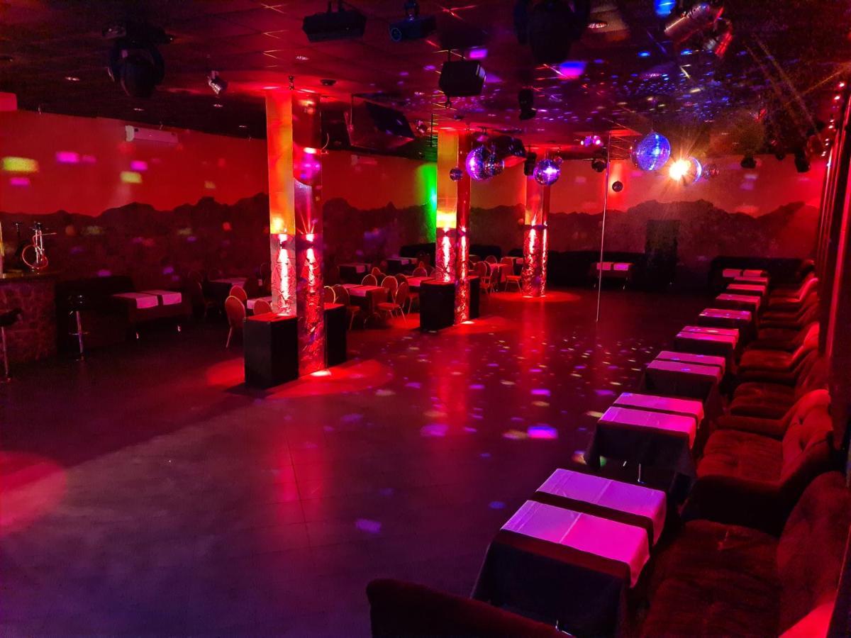 Lex Trend Hotel Irpień Zewnętrze zdjęcie