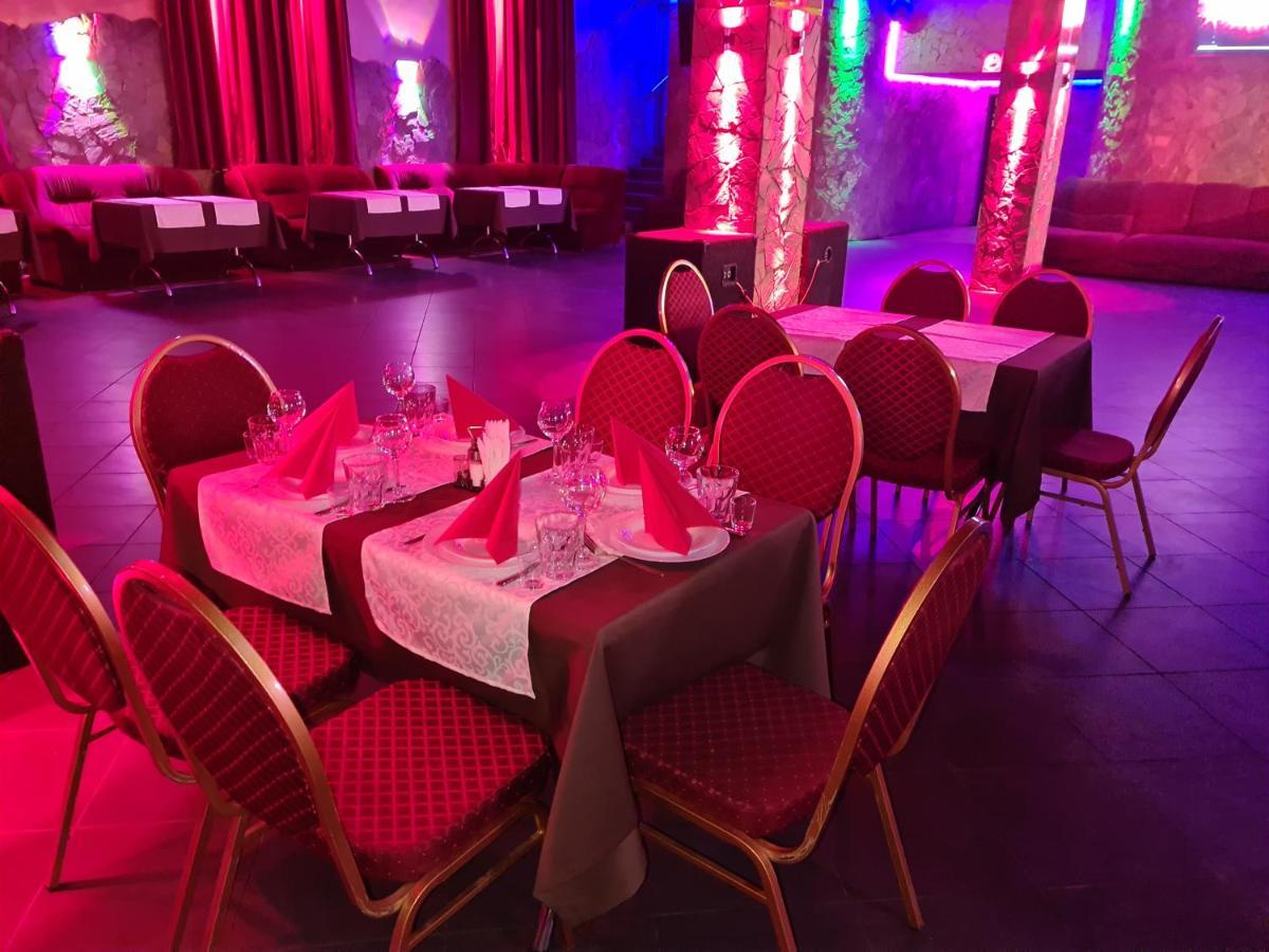 Lex Trend Hotel Irpień Zewnętrze zdjęcie