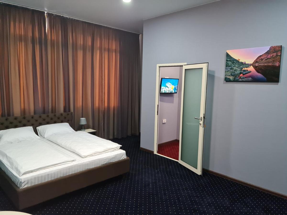 Lex Trend Hotel Irpień Zewnętrze zdjęcie