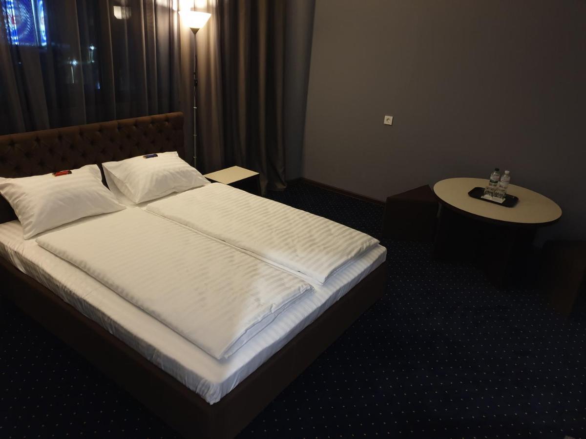 Lex Trend Hotel Irpień Zewnętrze zdjęcie