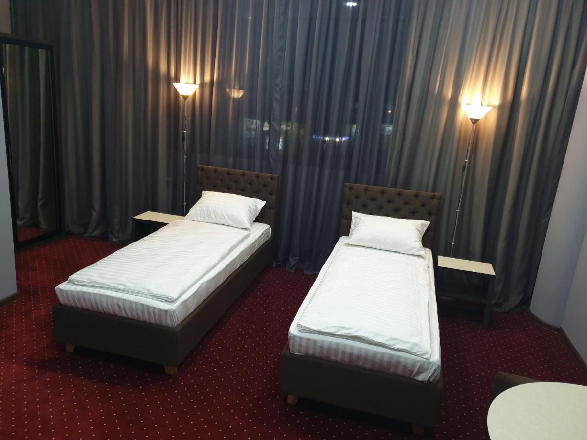 Lex Trend Hotel Irpień Zewnętrze zdjęcie