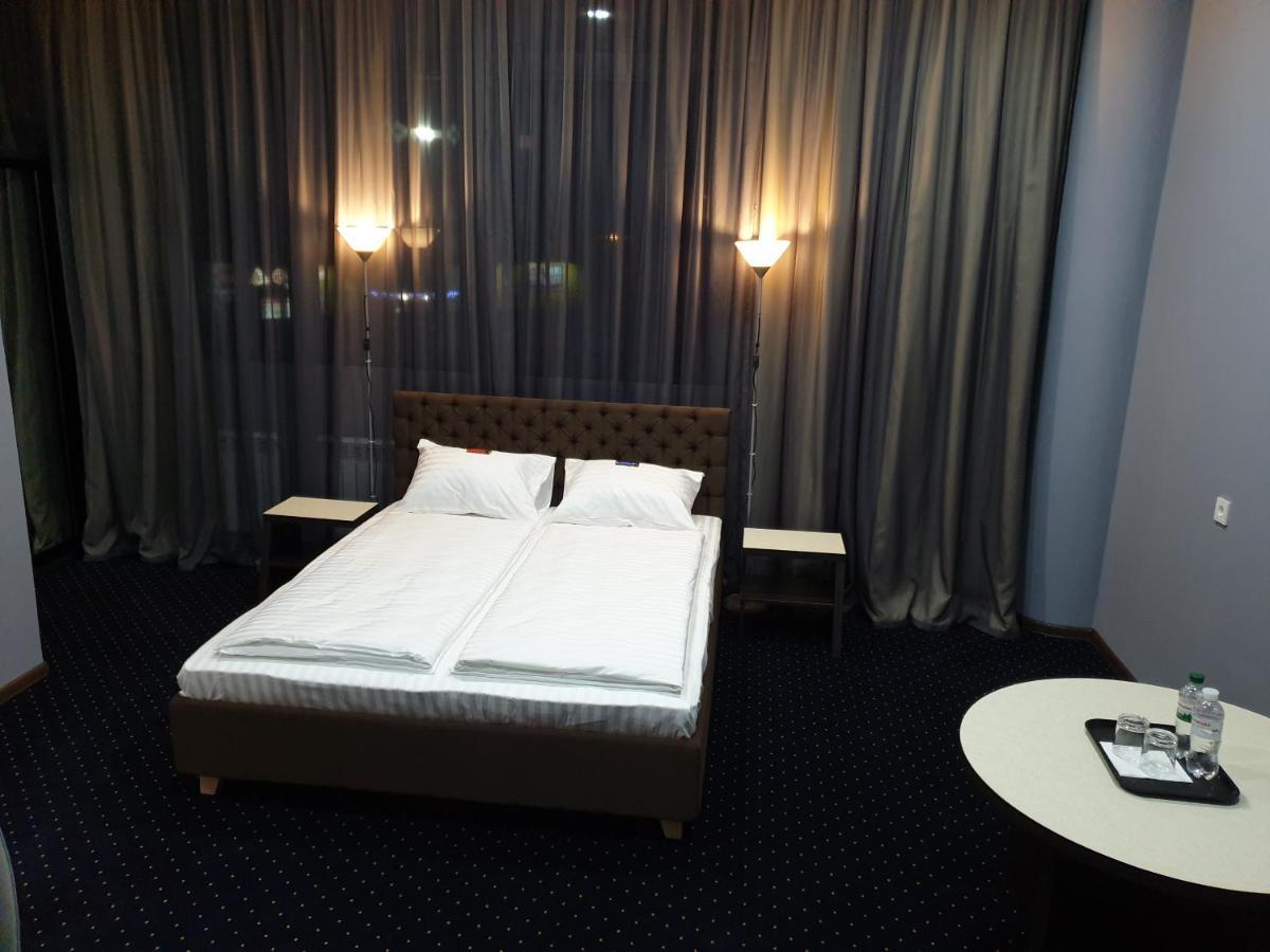 Lex Trend Hotel Irpień Zewnętrze zdjęcie