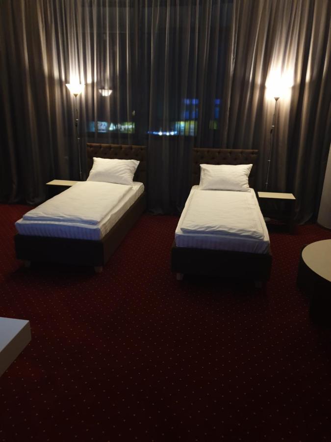 Lex Trend Hotel Irpień Zewnętrze zdjęcie